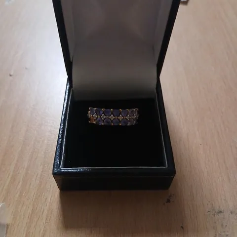 TANZANTIE BAND RING 9CT YELLOW GOLD