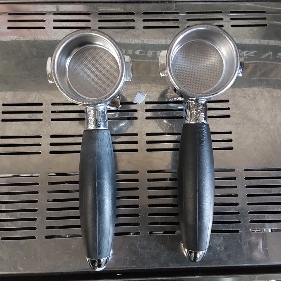 LA SPAZIALE CAFFE D'AUTORE COMMERCIAL 2 GROUP ESPRESSO MACHINE