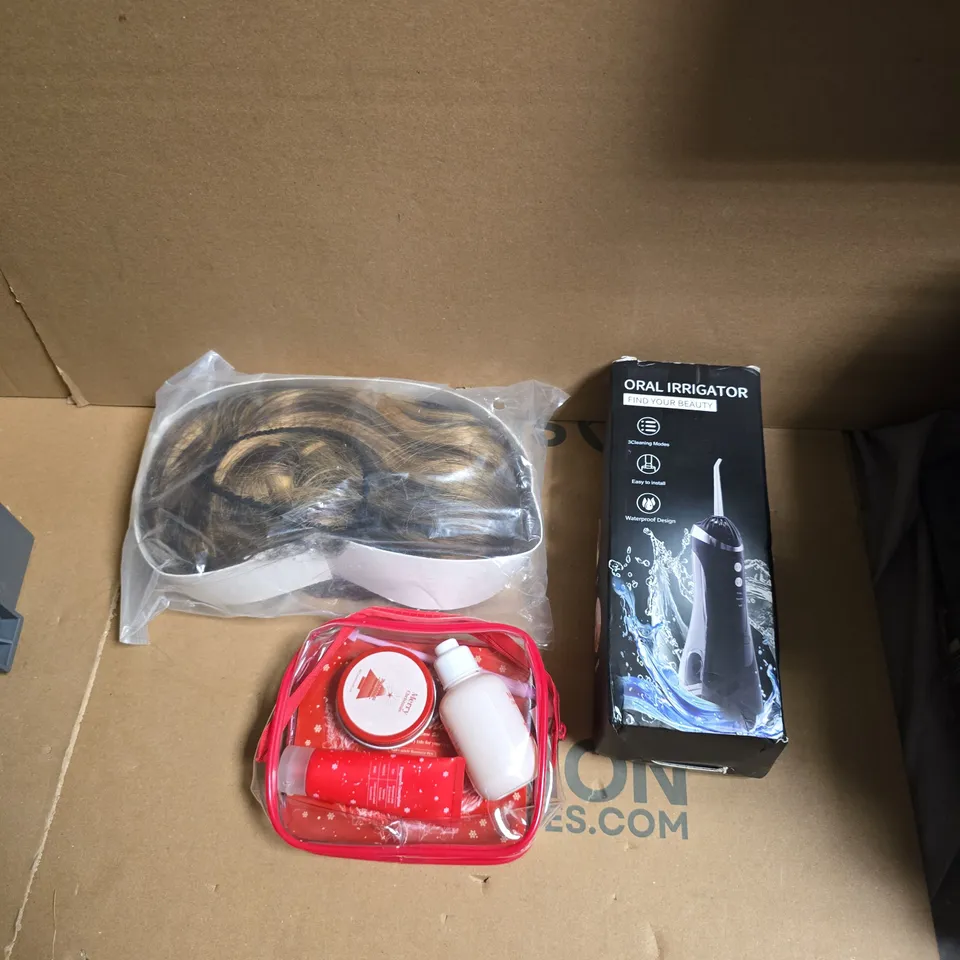 APPROXIMATELY 15 ASSORTED HEALTH & BEAUTY PRODUCTS TO INCLUDE ORAL IRRIGATOR, CHRISTMAS HAND & FEET CARE SET, WIGS ETC - COLLECTION ONLY 