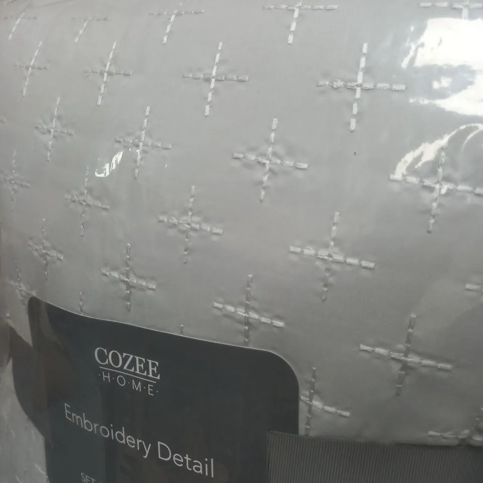 COZEE HOME EMBROIDERY DETAILED SET OF PILLOWS 