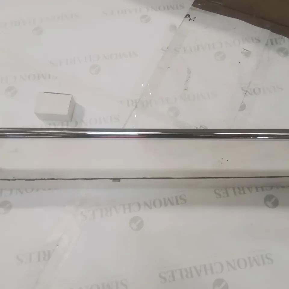 BOXED TOWEL RAIL -CHROME-