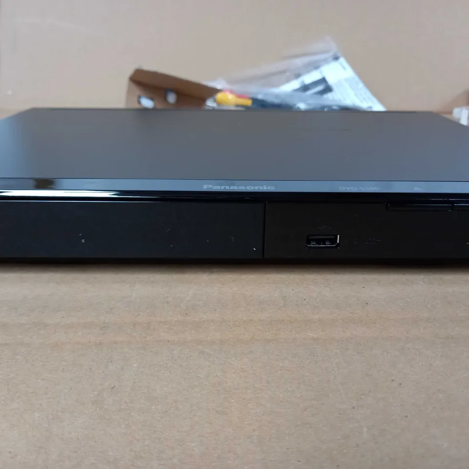 PANASONIC DVD-S500EB-K DVD/CD PLAYER - BLACK
