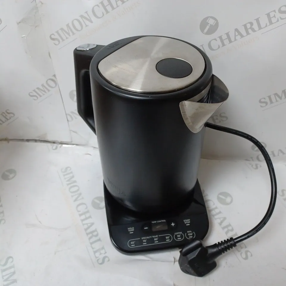 NINJA PERFECT TEMPERATURE KETTLE KT200UK