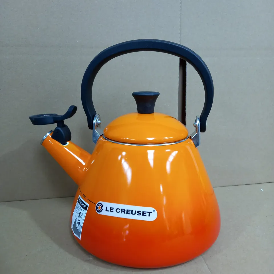 LE CREUSET KONE STOVE-TOP KETTLE 