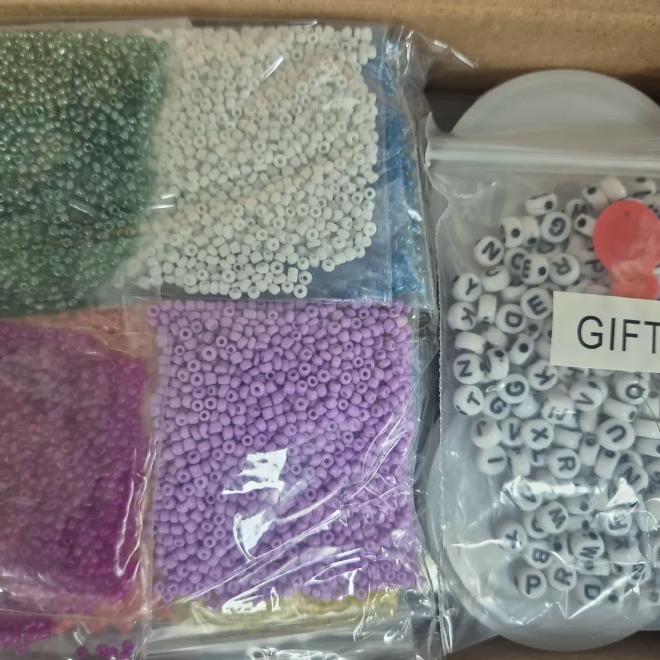 BOX OF APPROXIMATELY 25 BNK CRAFT BEAD SETS - COLOURS AND CONTENTS MAY VARY - COLLECTION ONLY