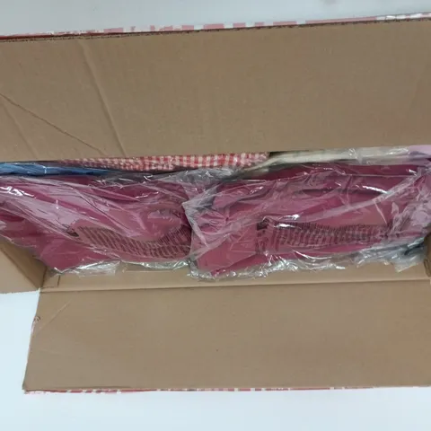 BOX OF APPROXIMATELY 20 ASSORTED CLOTHING ITEMS TO INCLUDE: PLUSH SHORTS