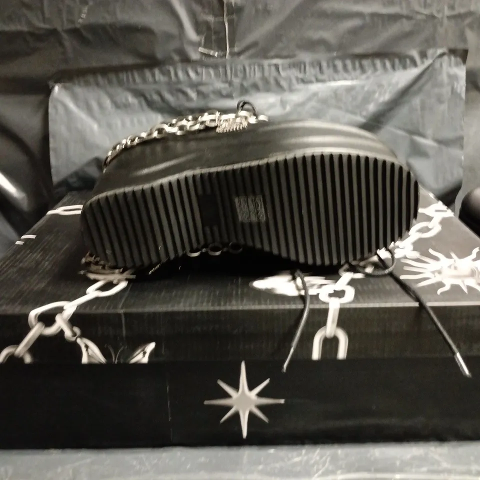 KOI BLACK LEATHER PLATFORM BOOTS WITH CHAIN EMBELLISHMENTS SIZE 7