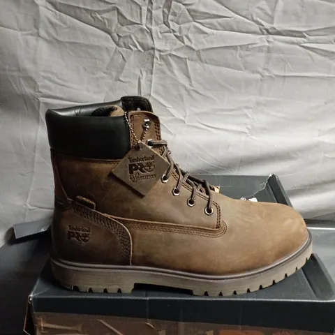 BOXED PAIR OF TIMBERLAND PRO LEATHER WORK BOOTS -  UK SIZE 10.5
