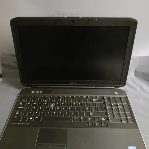 DELL LATITUDE E5530 LAPTOP