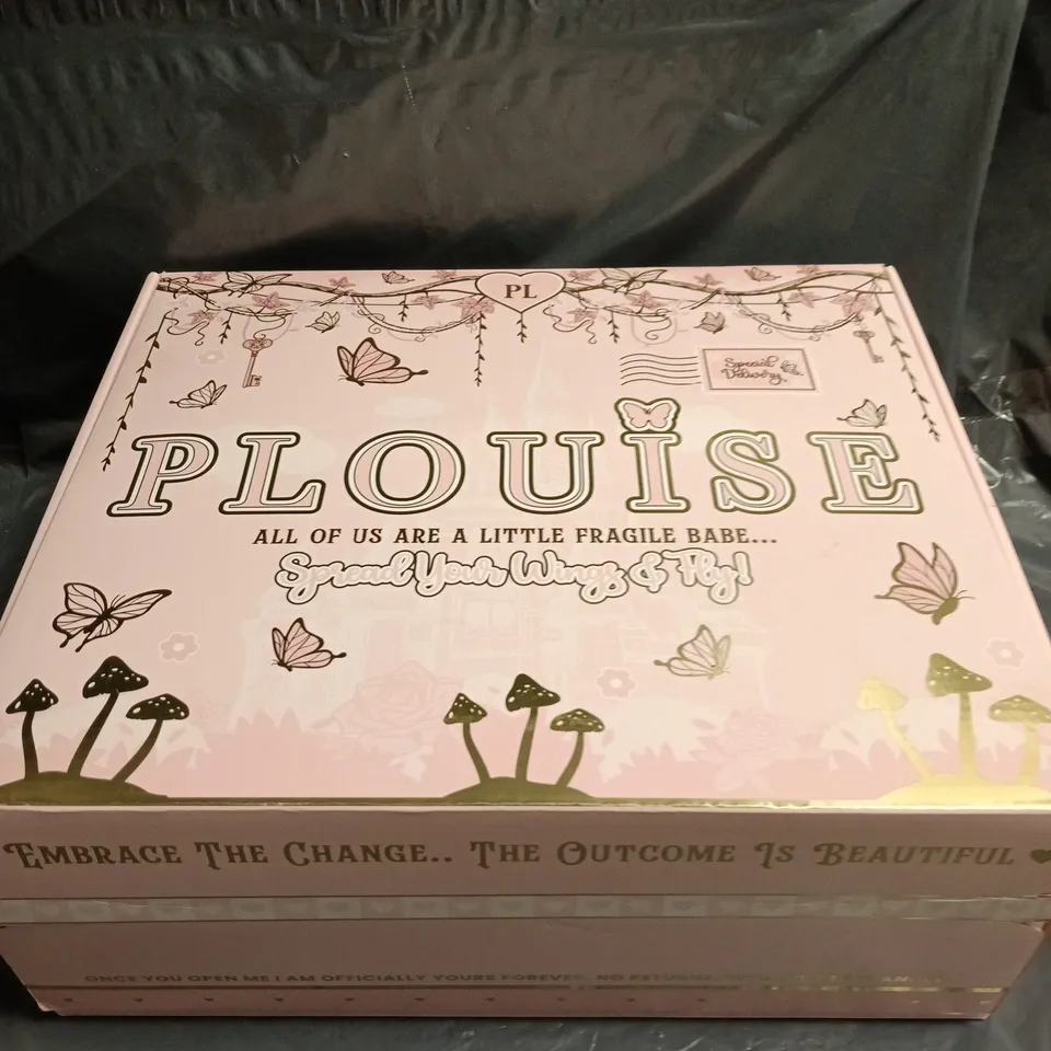 BOXED SEALED P.LOUISE LARGE BEAUTY BLIND BOX  