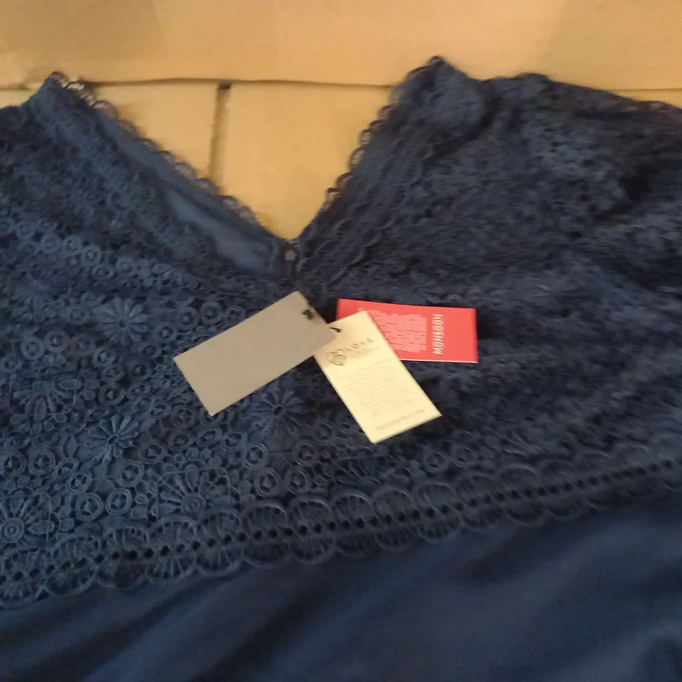 MONSOON NAVY LACE DETAIL DRESS - UK 22