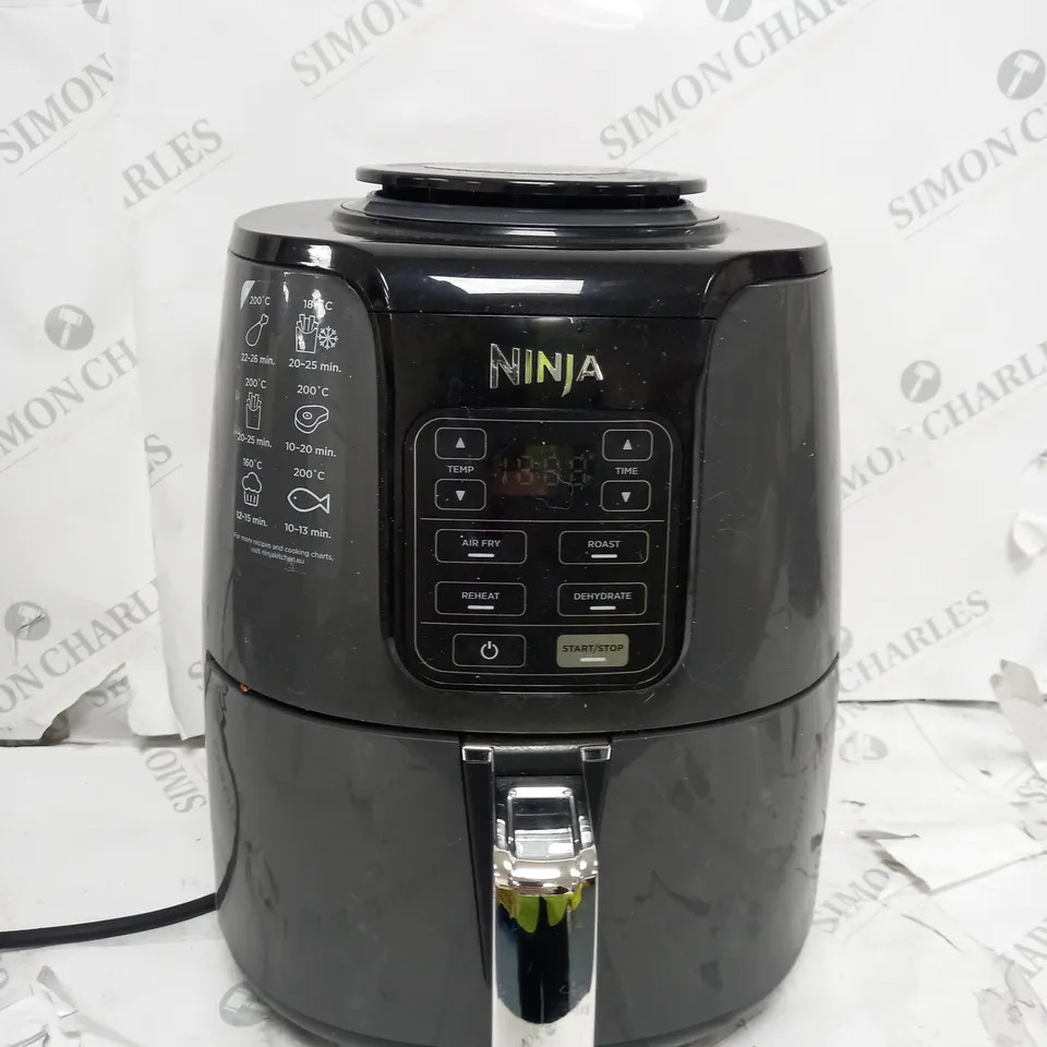 BOXED NINJA AIR FRYER 3.8L AF100UK