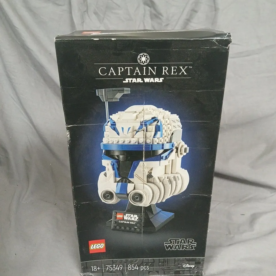 LEGO Star Wars Captain Rex Helmet – Set 75349, 854 pieces (18+) Boxed