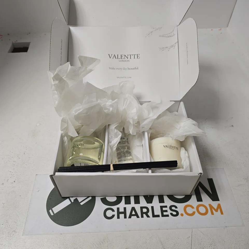 VALENTE LONDON GIFT SET TO INCLUDE CANDLE, DIFFUSER ETC