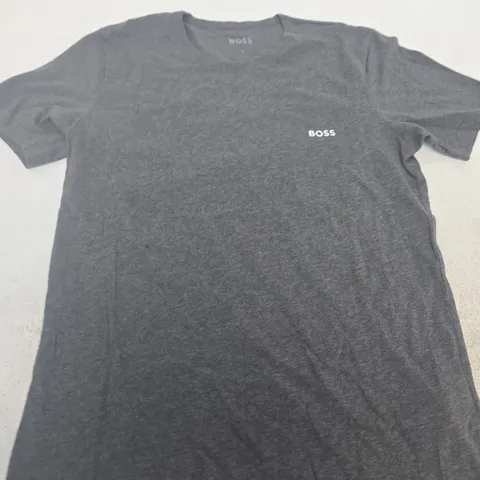 HUGO BOSS LOGO TEE - SIZE M