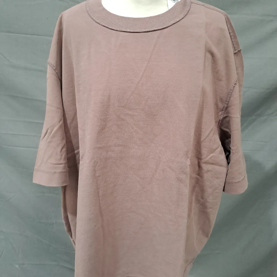 ABERCROMBIE & FITCH T-SHIRT IN BROWN SIZE XL