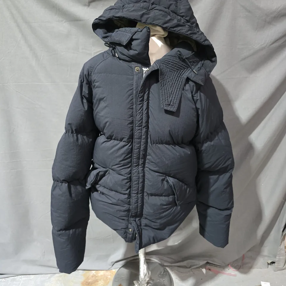 TEN C ARTIC DOWN PARKA – NAVY, SIZE S3/35
