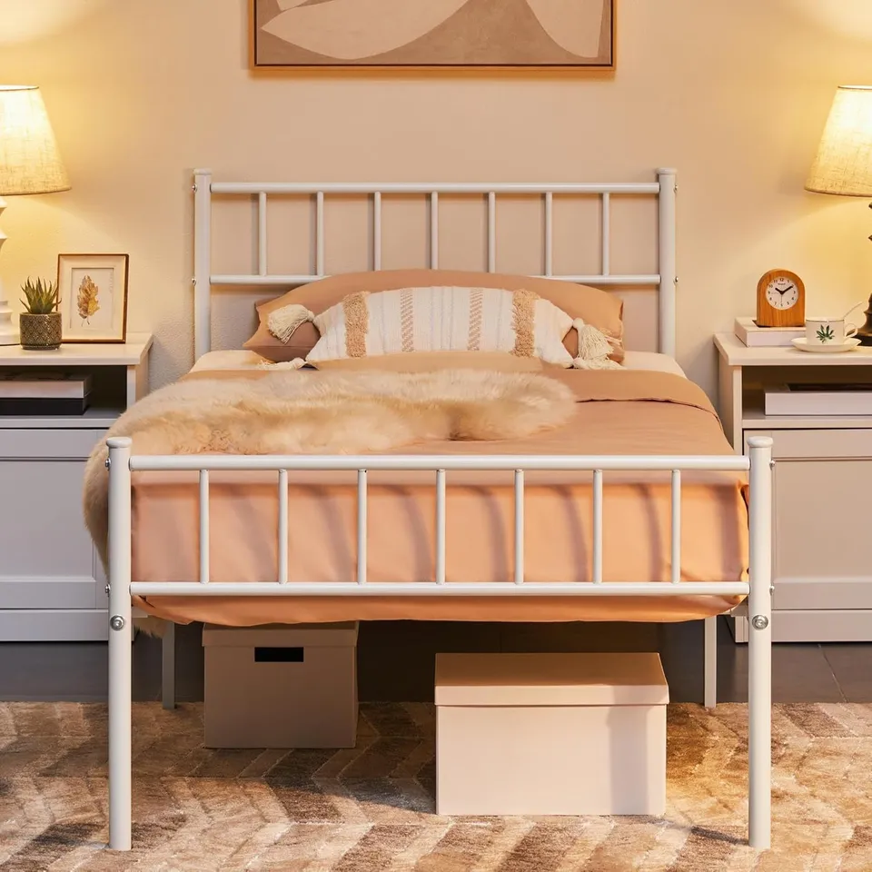 BOXED YAHEETECH 3FT SINGLE METAL BED FRAME - WHITE (1 BOX)