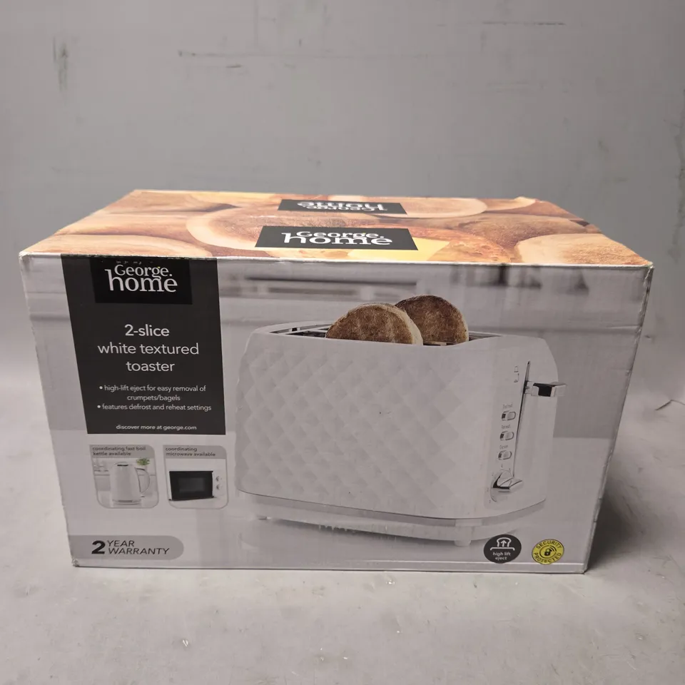 SEALED 2 SLICE WHITE TEXTURED TOASTER 