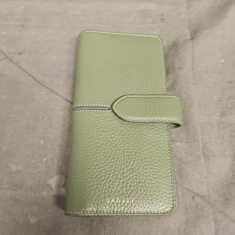 RADLEY GREEN BUTTON PURSE 