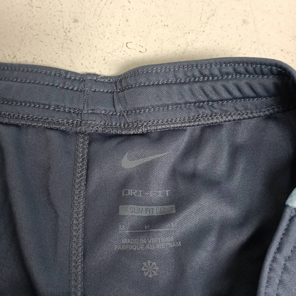 NIKE MEN'S SLIM FIT SPORTS SHORTS – NAVY WITH LIGHT BLUE SIDE PANELS, SIZE M