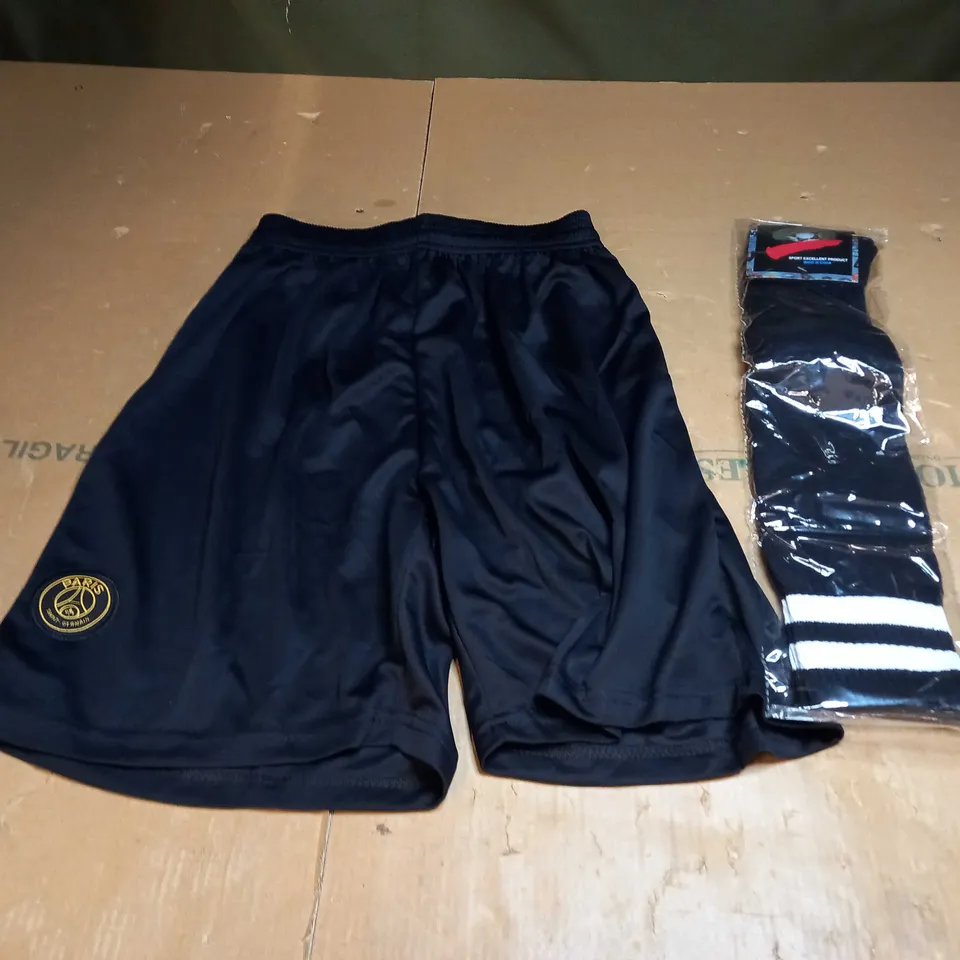 PSG FC AWAY KIT WITH MBAPPE 7 SIZE L