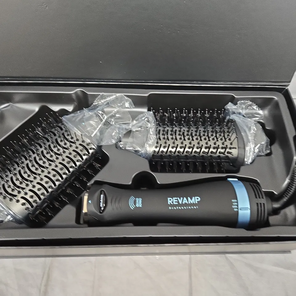 REVAMP PROGLOSS VOLUME & STYLE ALL-IN-ONE HAIR STYLER – BOXED (2 BRUSH ATTACHMENTS)