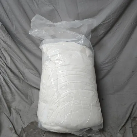 MATTRESS TOPPER, SIZE UNSPECIFIED 