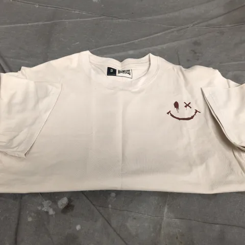 RELENTLESS WHITE T‑SHIRT WITH SUNSET PALM GRAPHIC – UK SIZE S