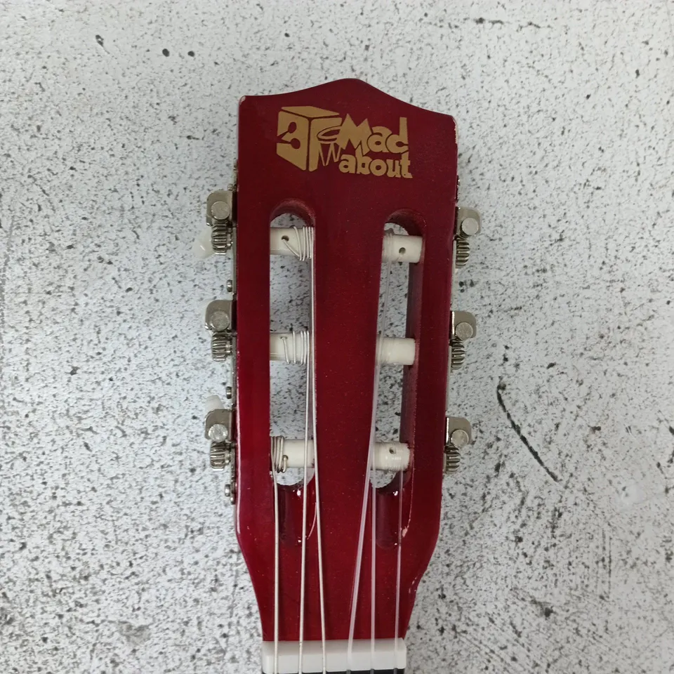 MAD ABOUT CLASSICAL/ACOUSTIC GUITAR