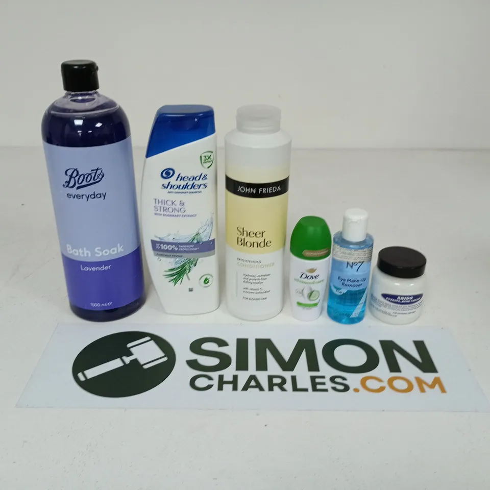 APPROXIMATEY 20 ASSORTED HEALTH AND BEAUTY PRODUCTS TO INCLUDE - HEAD AND SHOULDERS THICK AND STRONG SHAMPOO - DOVE ROLL ON DEODORANT AND JOHN FRIEDA SHEER BLONDE CONDITIONER