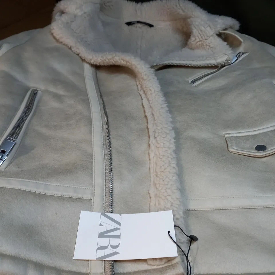ZARA OFF WHITE BORG LINED BIKER STYLE JACKET - LARGE