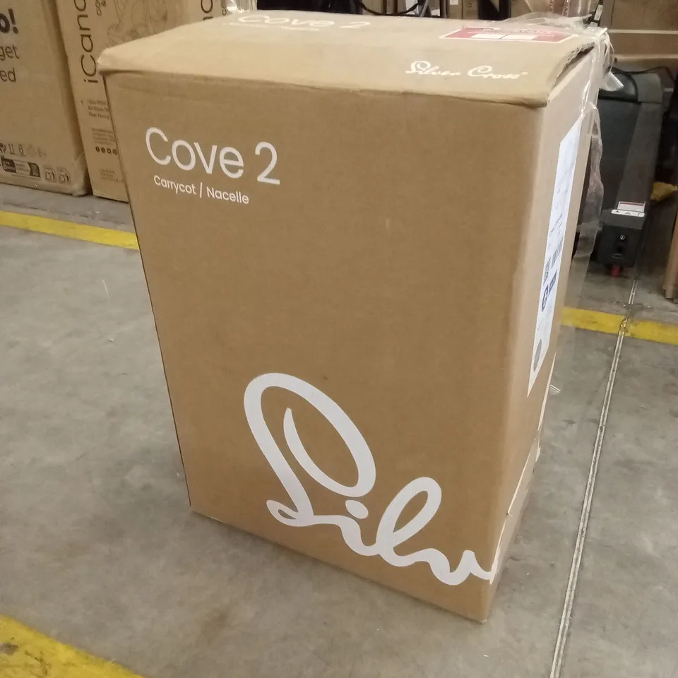 BOXED SILVER CROSS COVE 2 CARRYCOT