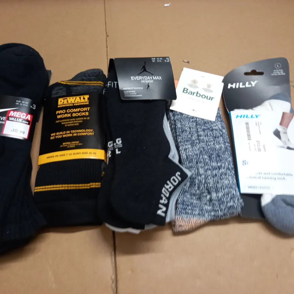 LOT OF 5 PACKS OF DESIGNER SOCKS - VARIOUS SIZES