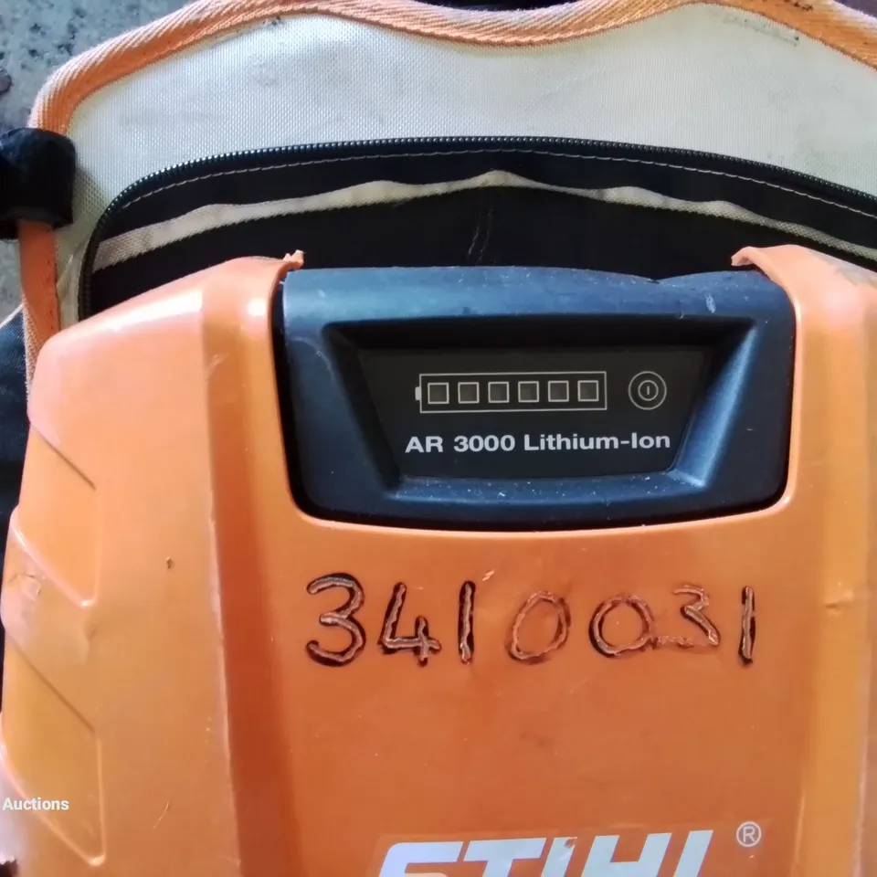 STIHL AR 3000 L BACKPACK BATTERY.