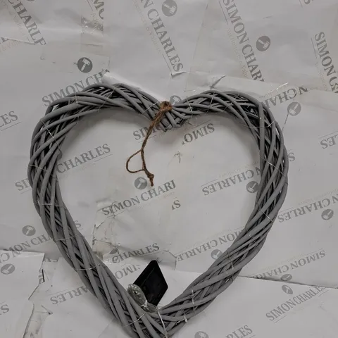 GREY WILLOW SOLAR LIT HEART