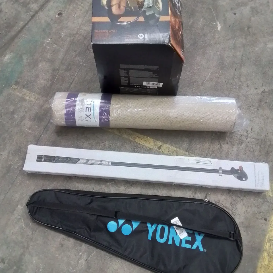 PALLET CONTAINING VARIOUS ASSORTED ITEMS TO INCLUDE:STAR WARS TRAPPER WOLF ELECTRONIC HELMET, FLOOR MAT,GOLF GRIP ACCESSORY, BADMINTON RACKET AND OTHER ASSORTED ITEMS...