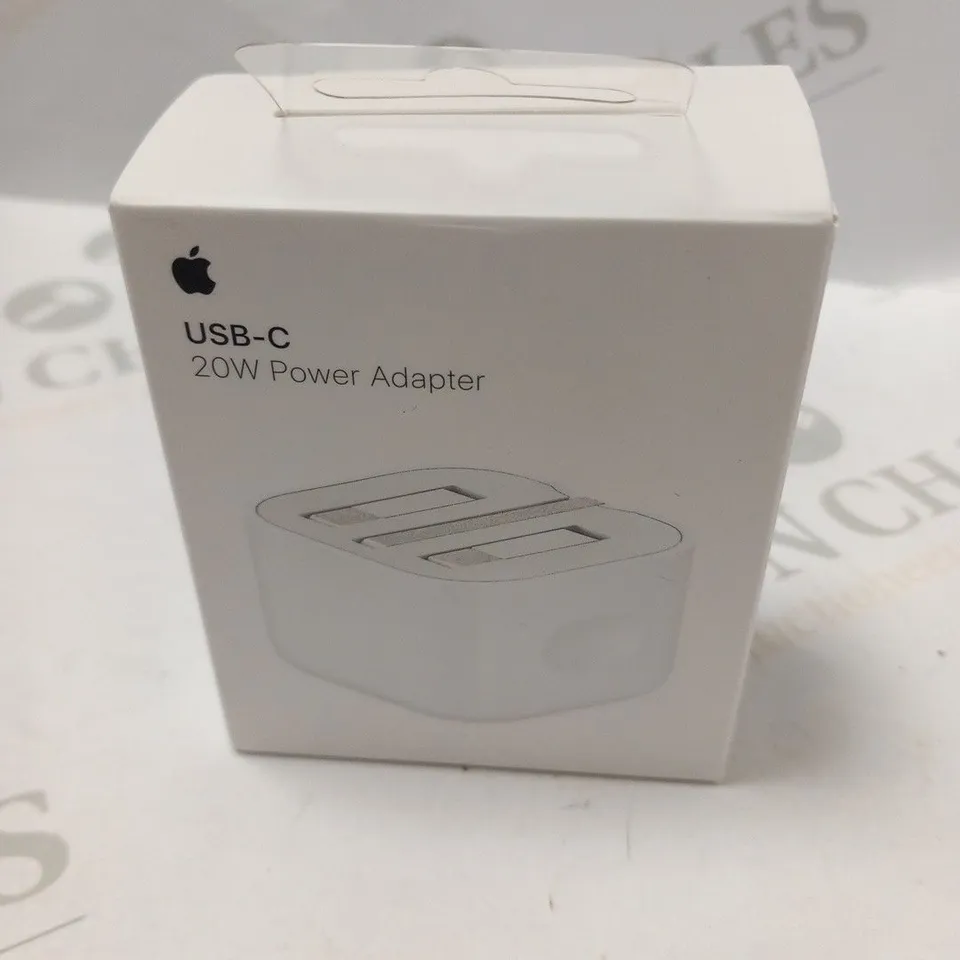 APPROXIMATELY 7 ASSORTED APPLE POWER ADAPTERS