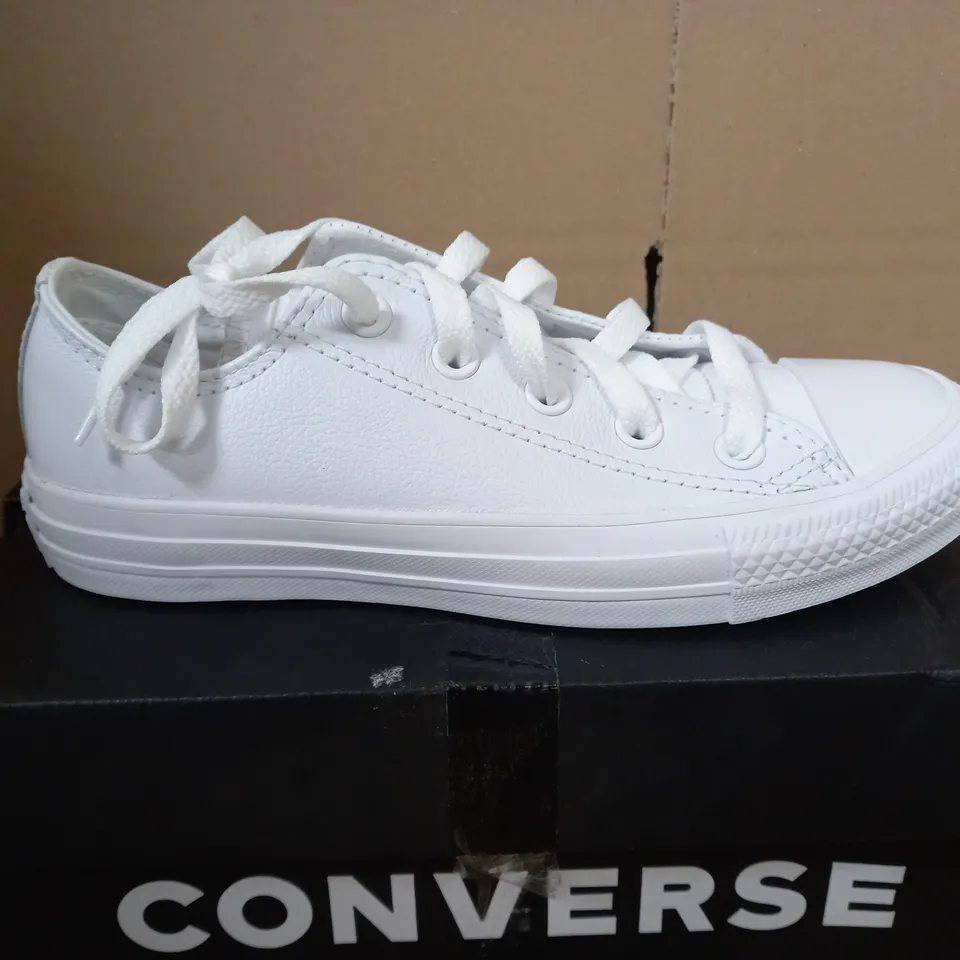 CONVERSE LEATHER OX TRAINERS - WHITE - SIZE 3 