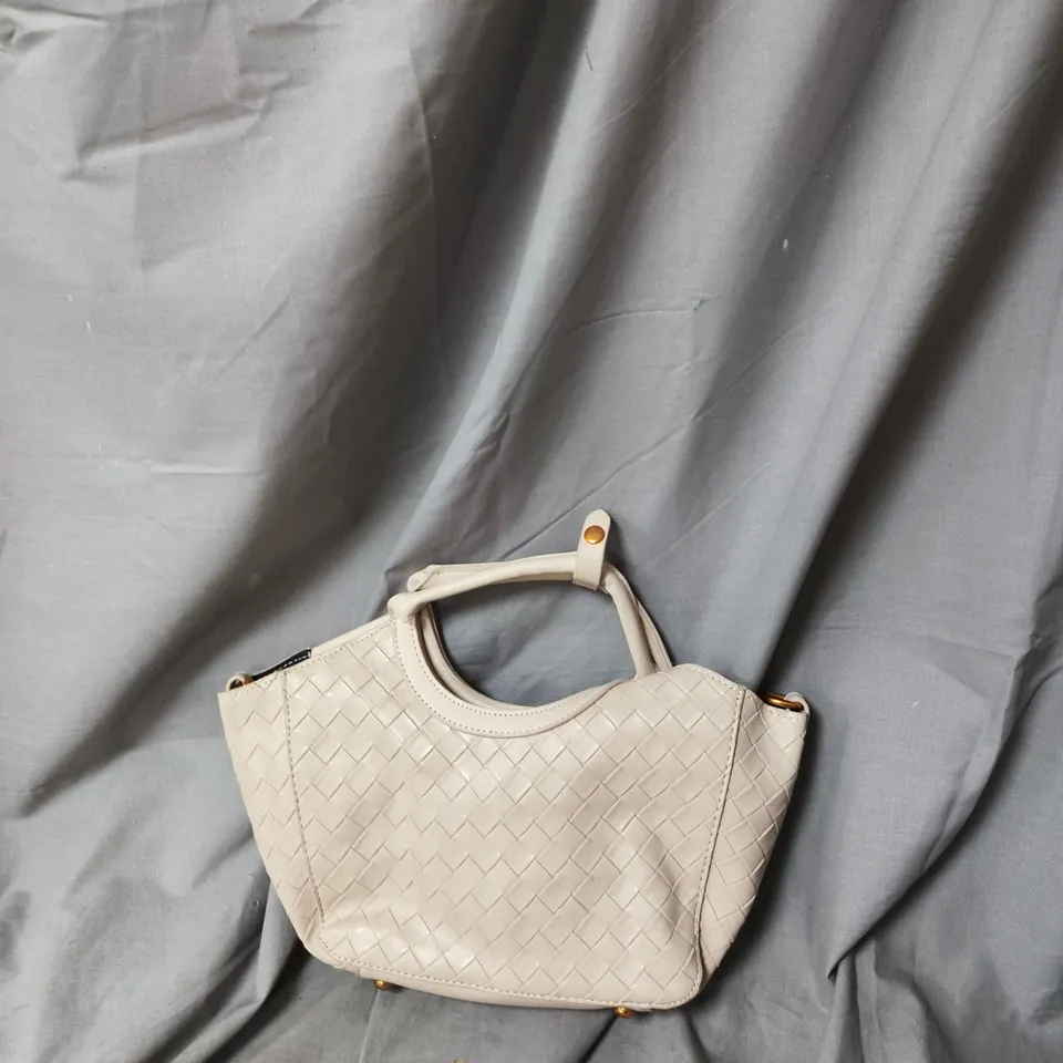 BOX OF APPROXIMATELY 10 HANDBAGS 