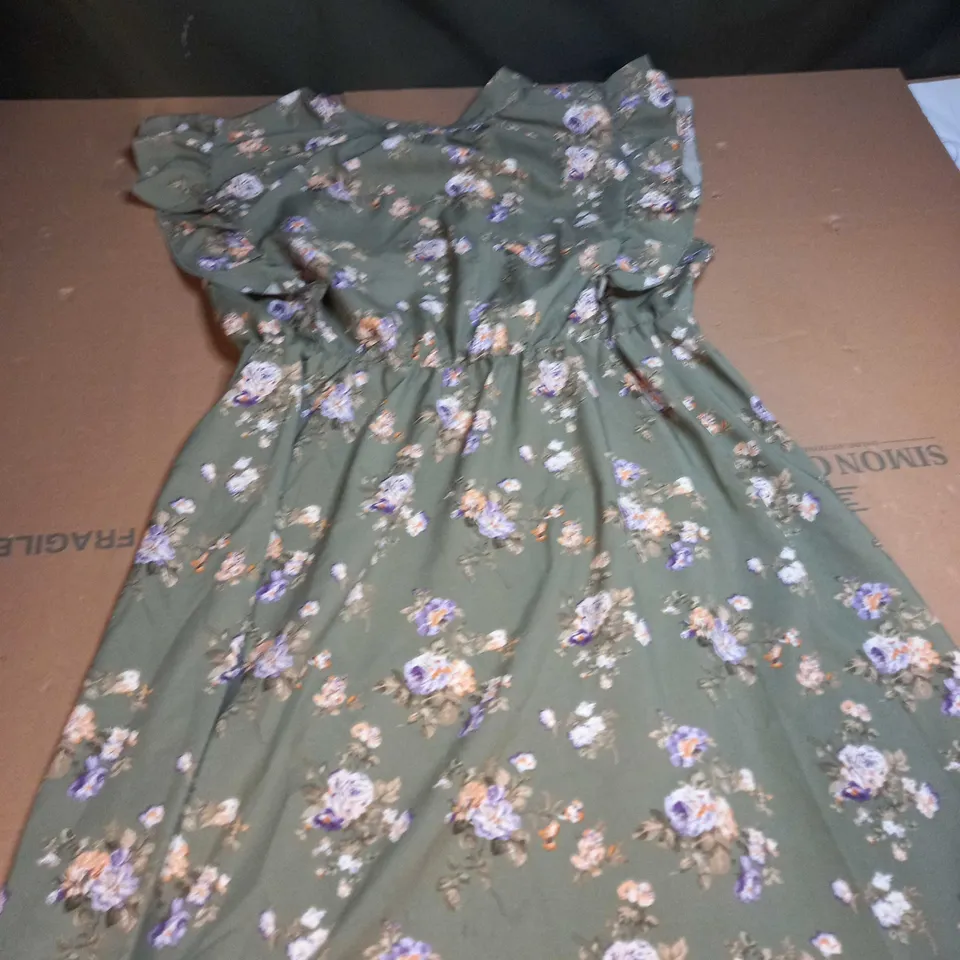 EMERY ROSE FLORAL SUMMER DRESS SIZE UNSPECIFIED