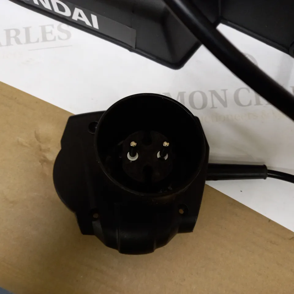 HYUNDAI 32CM LIGHTWEIGHT ROTARY ELECTRIC LAWNMOWER