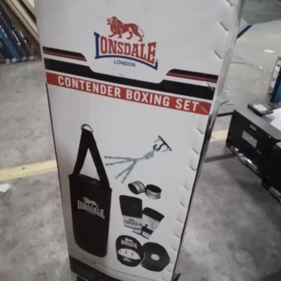 BOXED LONSDALE CONTENDER BOXING SET