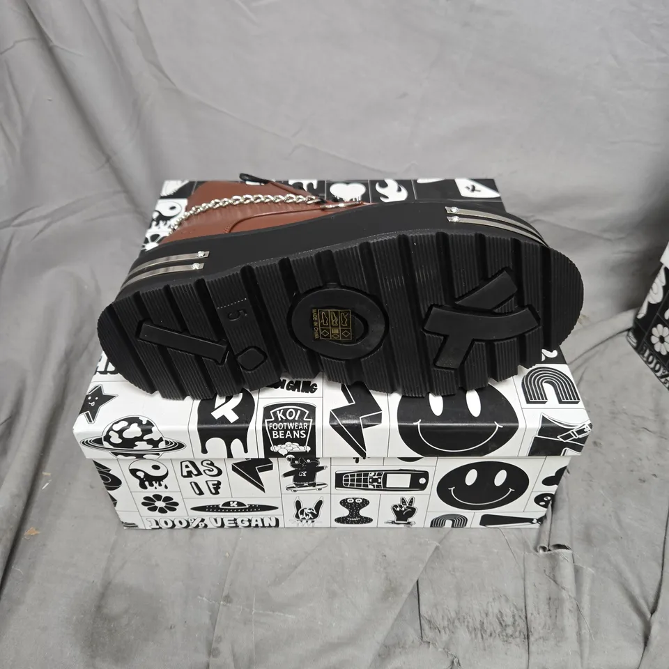 BOXED PAIR OF KOI THE SILENCE PLATFORM GRUNGE BOOTS IN BROWN - UK 5