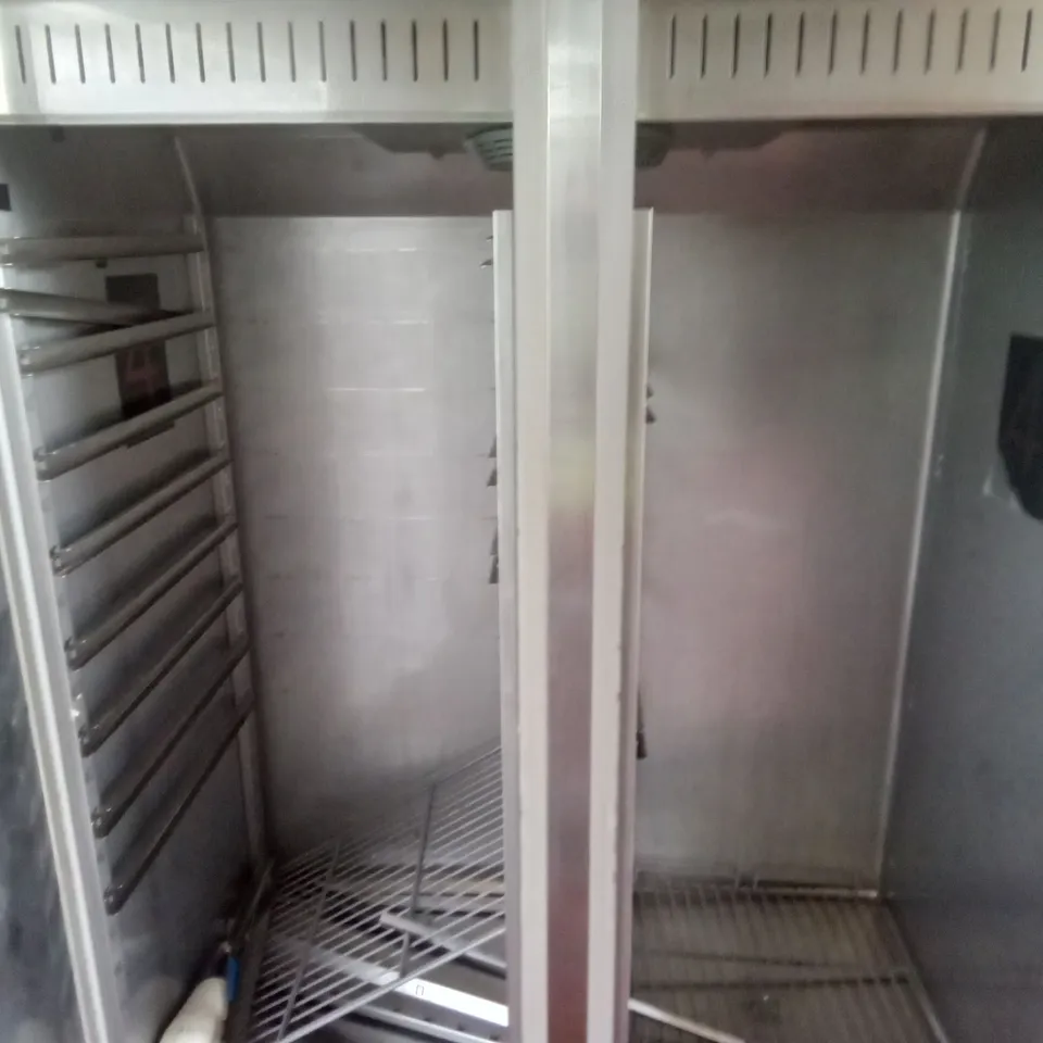 COMMERCIAL DOUBLE DOOR FRIDGE - SPA TN 140
