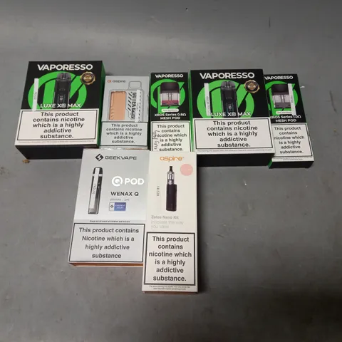 APPROXIMATELY 20 VAPES & E-CIGARETTES TO INCLUDE VAPORESSO, ASPIRE