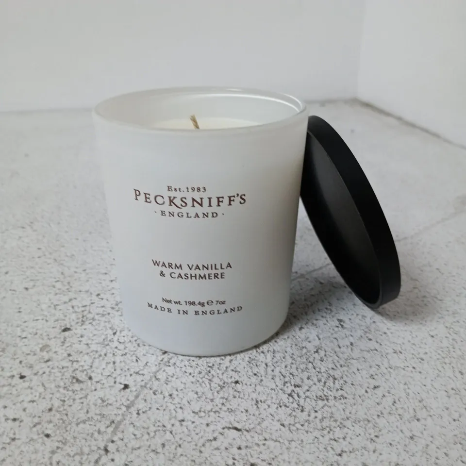12 PECKSNIFF'S CANDLES – WARM VANILLA & CASHMERE