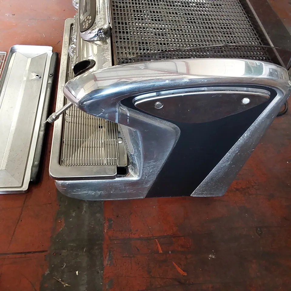 FAEMA EMBLEMA 2 GROUP ESPRESSO MACHINE