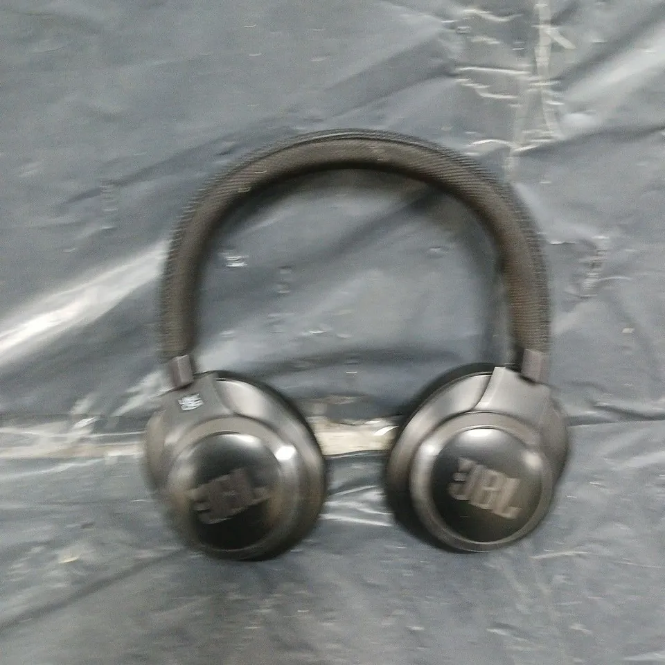 JBL Over-Ear Headphones – Black 