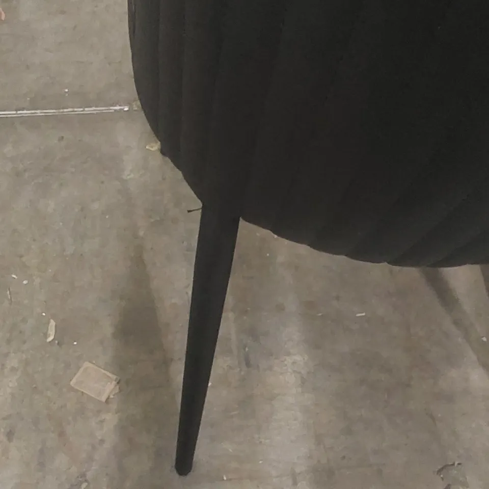 DANETTI SAYLOR BLACK FAUX LEATHER DINING CHAIR